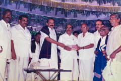 தலைவர்களுடன்-1